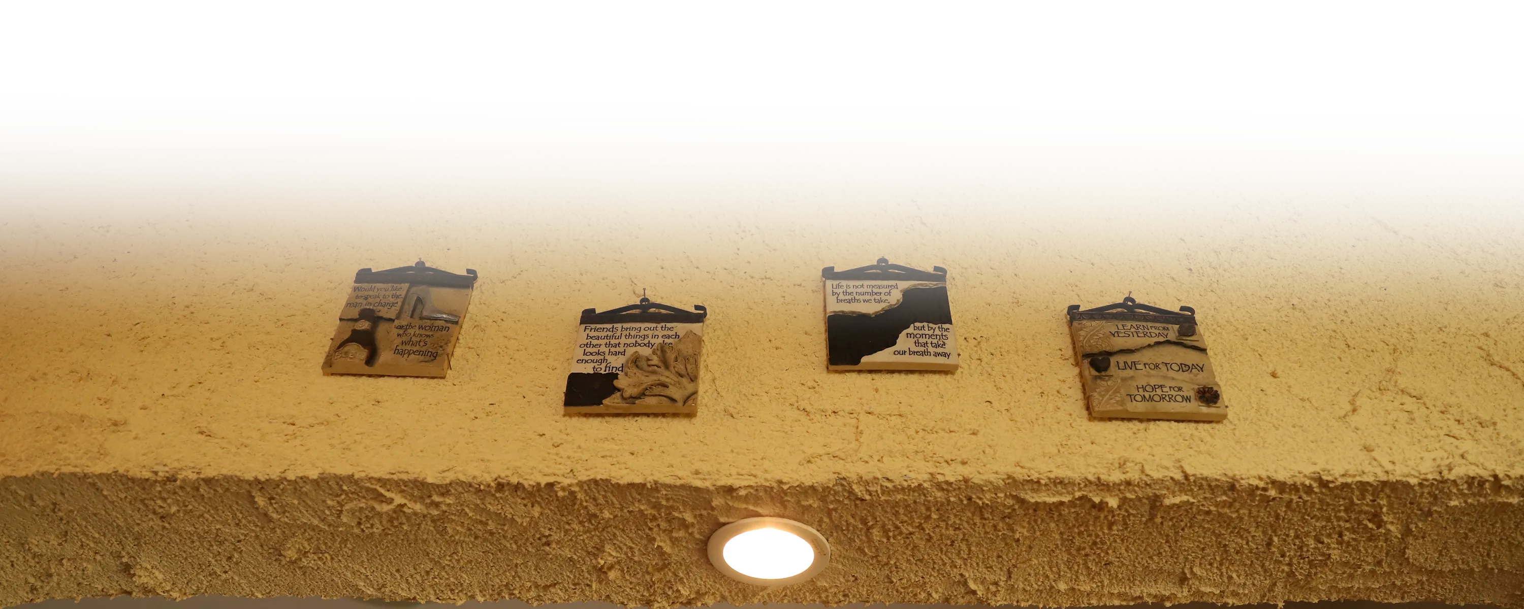 リリウム店内の雑貨ディスプレイ